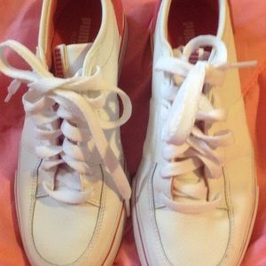 Puma Eco ortholites size 4